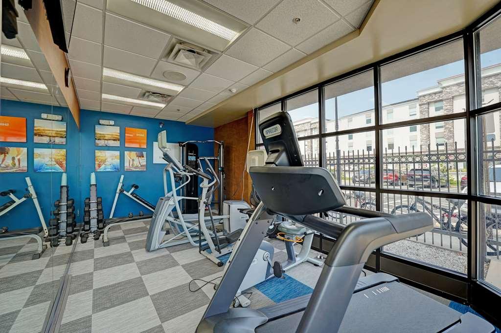 ホテル コンフォート スイーツ West Ocean City 設備 写真